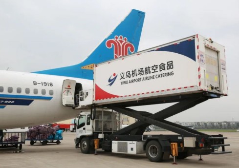 航空运输