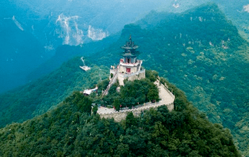 广州至临汾物流公司途径云丘山风景区拍照留念 广州至临汾物流公司途径云丘山风景区拍照留念