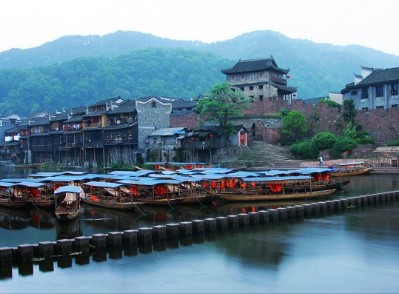 广州到湘西物流公司湘西物流点位于凤凰县凤凰物流园 广州到湘西物流公司湘西物流点位于凤凰县凤凰物流园